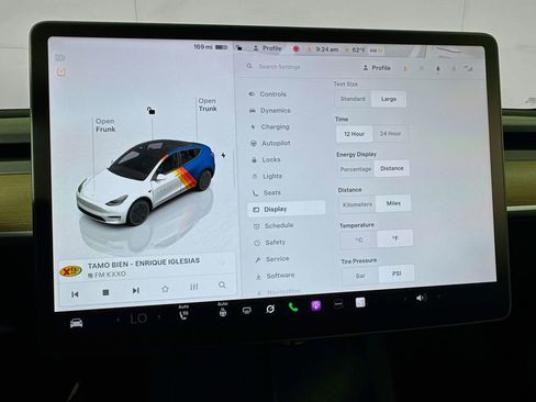 Used 2022 Tesla Model Y Long Range AWD/4WD image 38