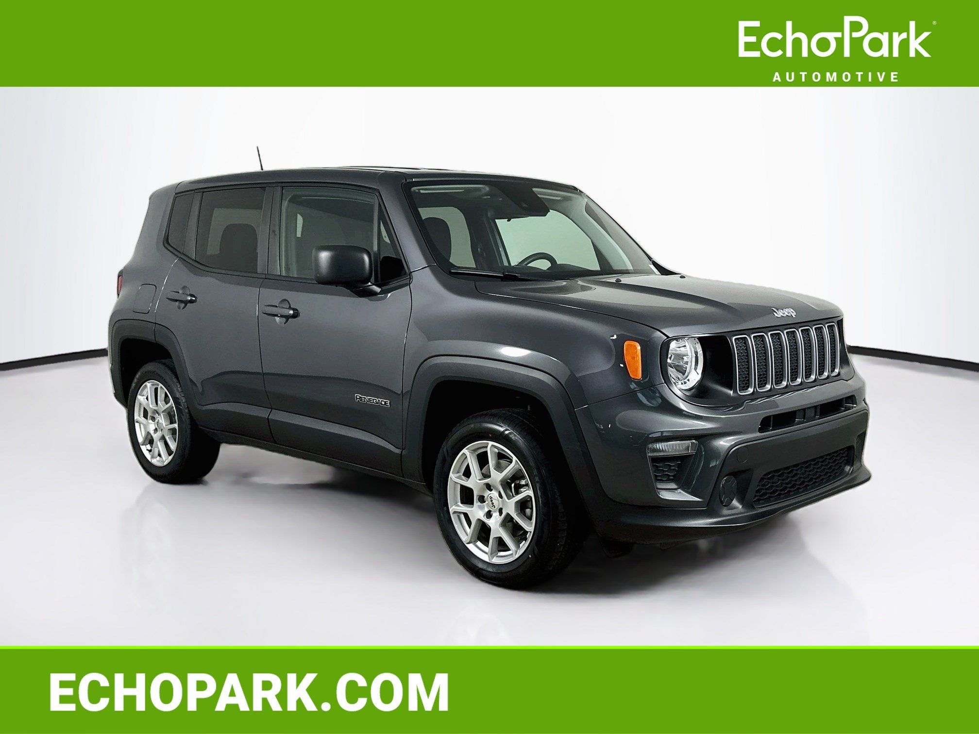 Used 2023 Jeep Renegade Latitude AWD/4WD image 1