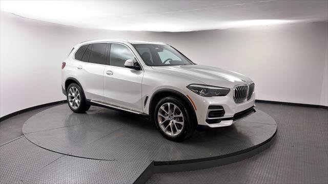 Used 2023 BMW X5 xDrive40i w/ Premium Package AWD/4WD image 11