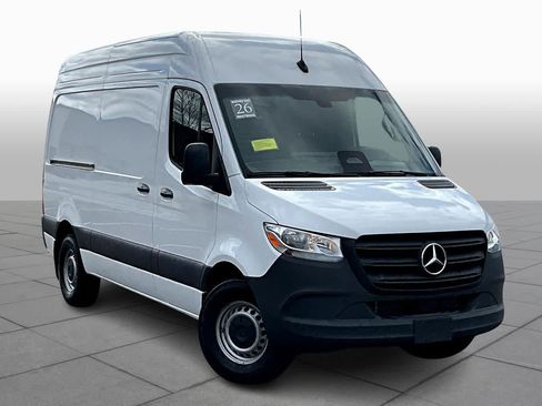 Used 2025 Mercedes-Benz Sprinter 2500 image 2