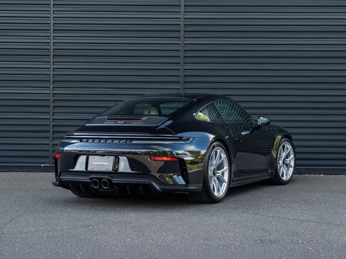New 2026 Porsche 911 GT3 RWD image 8