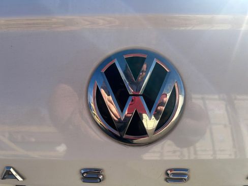 Used 2020 Volkswagen Passat 2.0T SE image 18