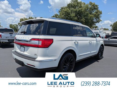 Used 2021 Lincoln Navigator Reserve RWD image 3