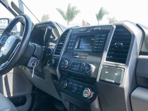 Used 2018 Ford F350 XL w/ Trailer Tow Package AWD/4WD image 12