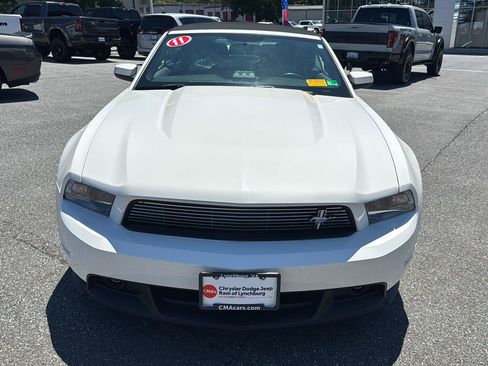 Used 2011 Ford Mustang GT Premium w/ Electronics Pkg RWD image 8