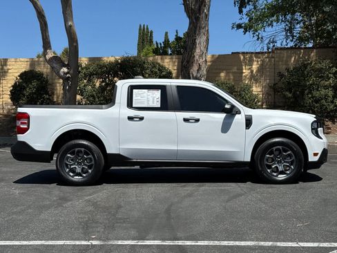 Used 2025 Ford Maverick XLT w/ Equipment Group 302A AWD/4WD image 8