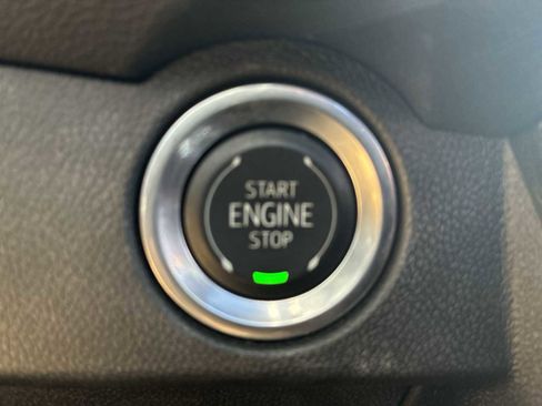 Used 2024 Chevrolet Traverse RS image 17