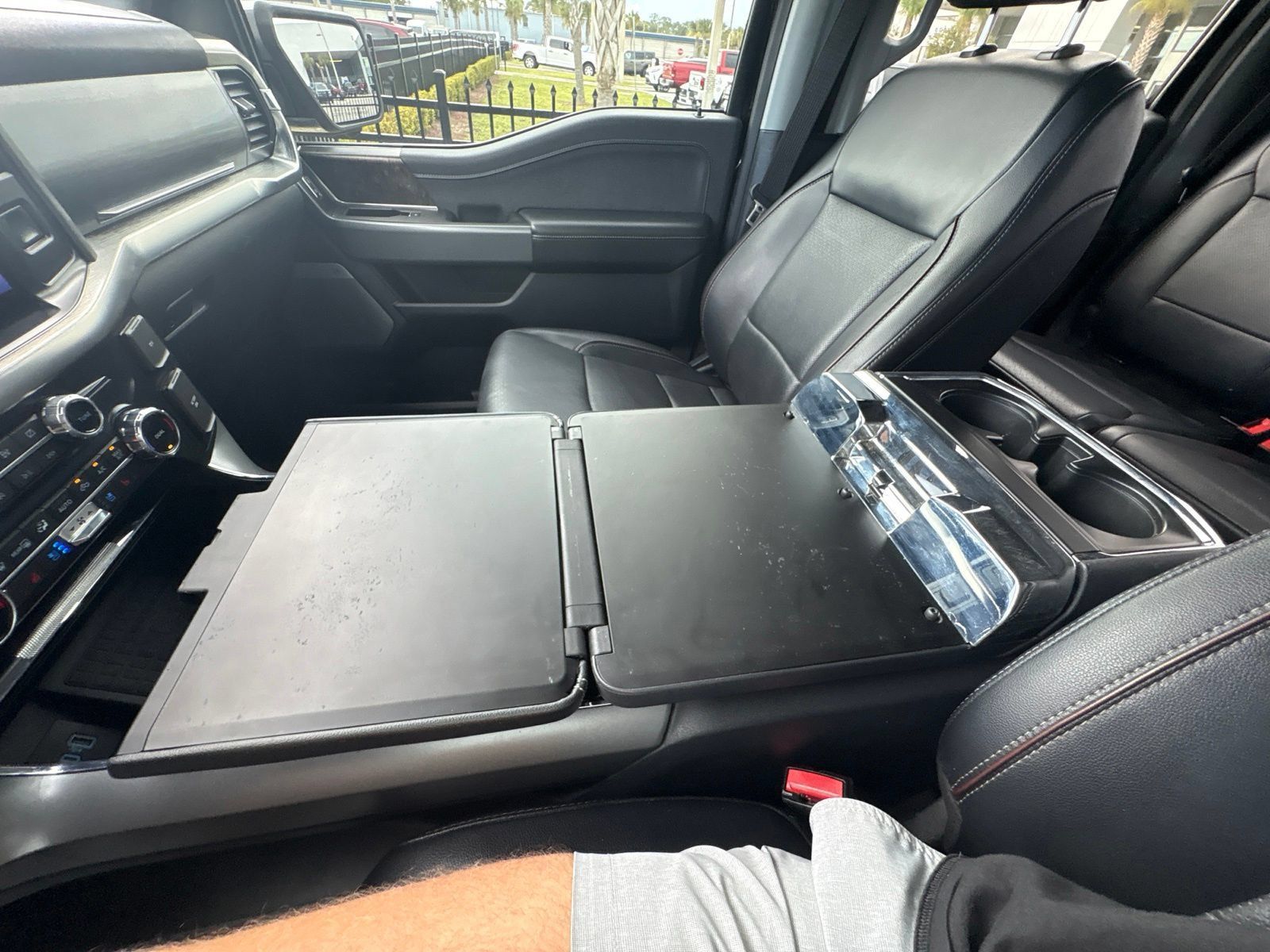 Used 2022 Ford F150 Lariat AWD/4WD image 49