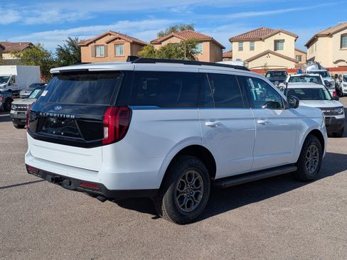 New 2026 Ford Expedition XL image 7