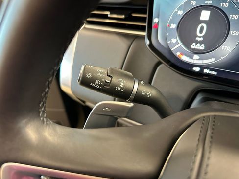 Used 2023 Land Rover Range Rover SE image 19