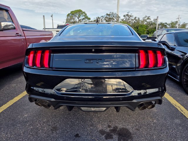 Used 2022 Ford Mustang GT w/ Black Accent Package RWD image 4
