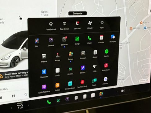 Used 2022 Tesla Model Y Performance image 24