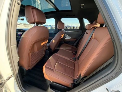 Used 2025 Audi Q3 2.0T Premium image 17