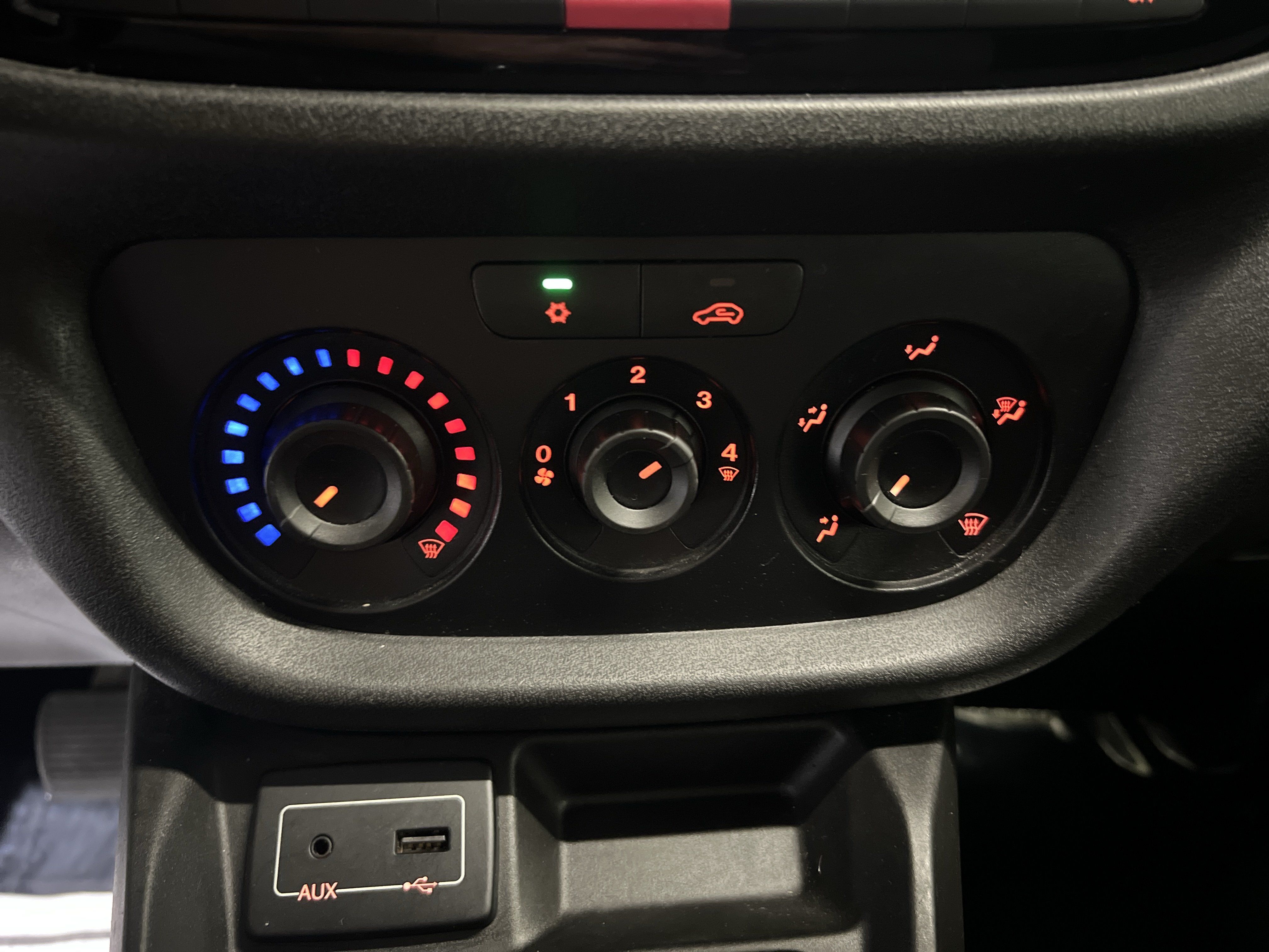 Used 2018 RAM ProMaster City Tradesman FWD image 21