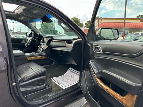 Used 2015 GMC Yukon XL Denali w/ Touring Package AWD/4WD image 21