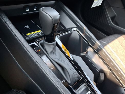Used 2025 Honda Accord Sport image 16