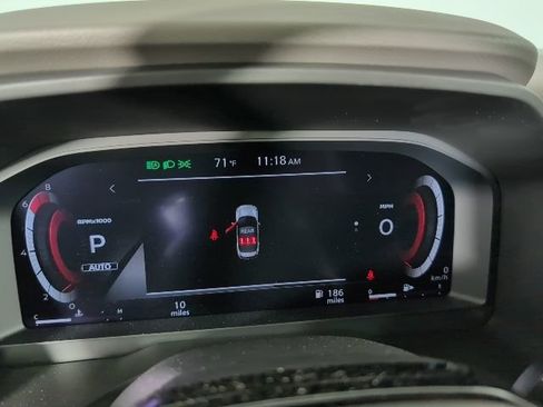 New 2025 Nissan Rogue SL AWD/4WD image 18