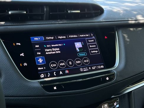 New 2026 Cadillac XT5 Premium Luxury w/ LPO, ONYX Package FWD image 41
