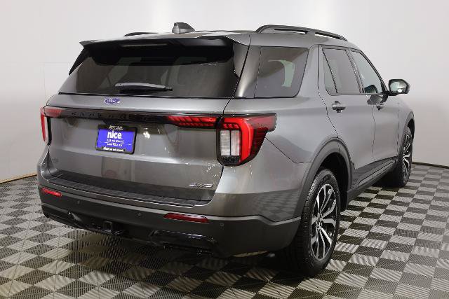 Certified 2025 Ford Explorer ST-Line AWD/4WD image 5