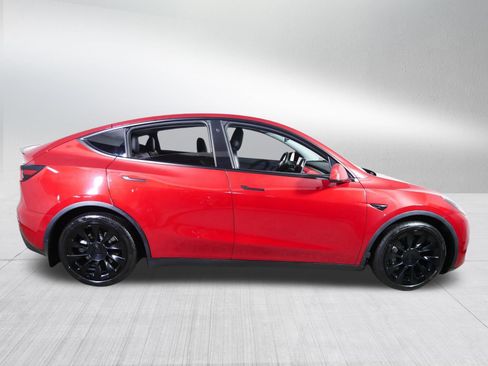 Used 2021 Tesla Model Y Long Range AWD/4WD image 8
