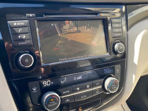 Used 2019 Nissan Rogue Sport SV w/ All-Weather Package image 16