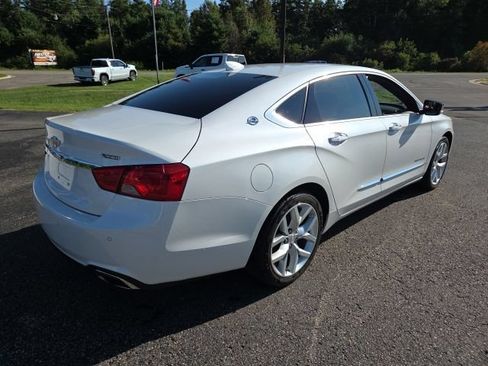 Used 2019 Chevrolet Impala Premier w/ Premier Convenience Package FWD image 26