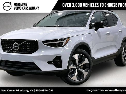 New 2026 Volvo XC40 B5 Plus w/ Climate Package AWD/4WD image 1