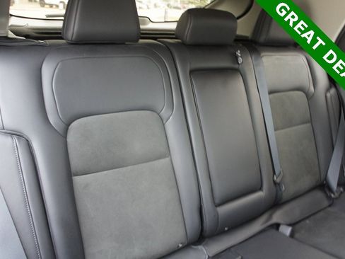 Used 2023 Nissan Ariya AWD image 35