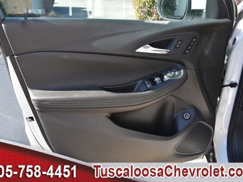 Used 2023 Buick Encore GX Essence w/ Experience Buick Package image 18