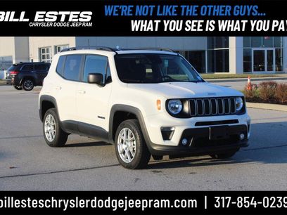 New 2023 Jeep Renegade Latitude w/ Sun/Sound Group