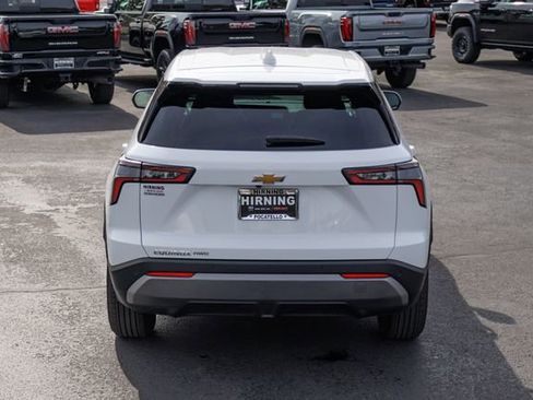 Used 2025 Chevrolet Equinox LT AWD/4WD image 33
