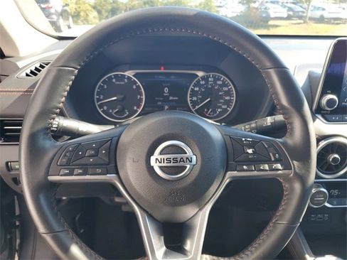 Certified 2022 Nissan Sentra SR w/ Electronics Package image 16