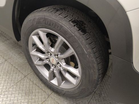 Used 2022 GMC Terrain SLT w/ LPO, Cargo Package AWD/4WD image 31