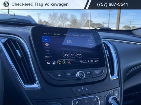 Used 2024 Chevrolet Malibu LT image 39