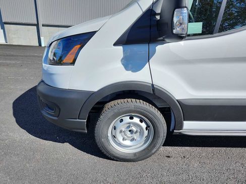 New 2025 Ford Transit 250 Low Roof image 10