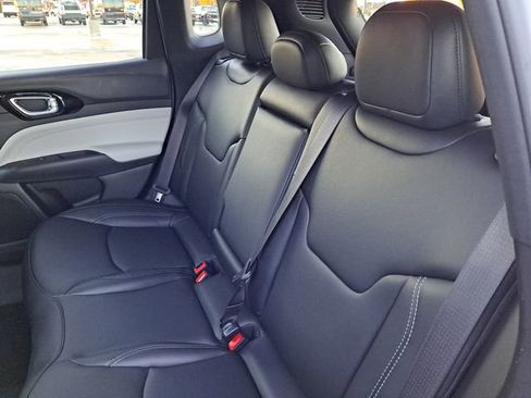 New 2026 Jeep Compass Limited image 18