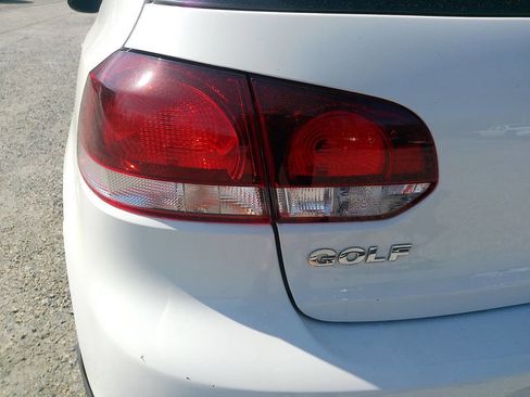 Used 2013 Volkswagen Golf 2-Door image 17