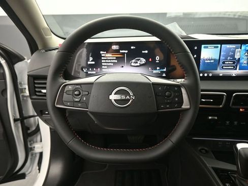 New 2026 Nissan Sentra SR w/ Floor Mat Package image 32