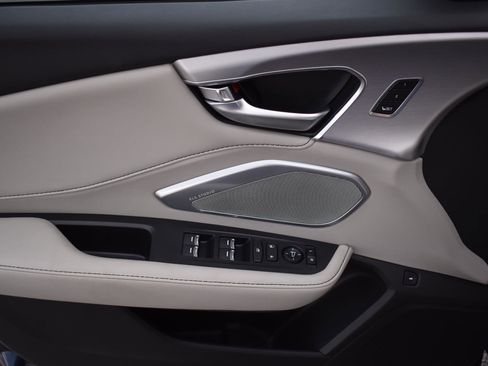 Used 2025 Acura RDX SH-AWD w/ Technology Package image 25