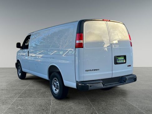 New 2025 GMC Savana 2500 w/ Driver Convenience Package image 4