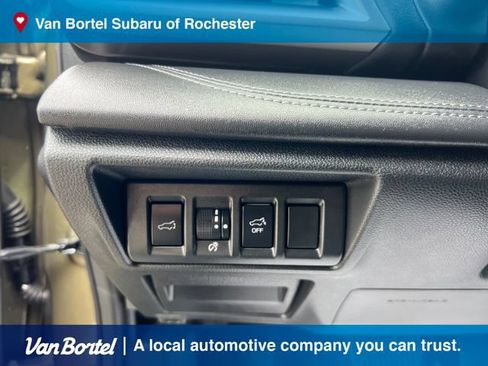 Certified 2025 Subaru Outback Touring XT AWD/4WD image 17