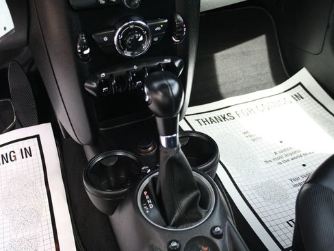 Used 2012 MINI Cooper Hardtop FWD image 17