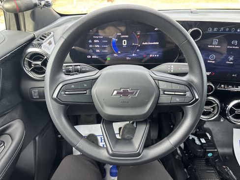 Used 2024 Chevrolet Blazer EV AWD Police image 17