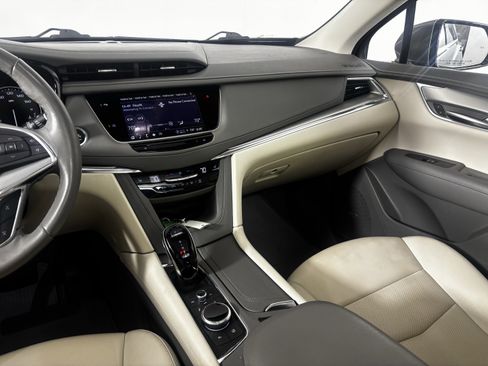 Used 2022 Cadillac XT5 Premium Luxury image 40