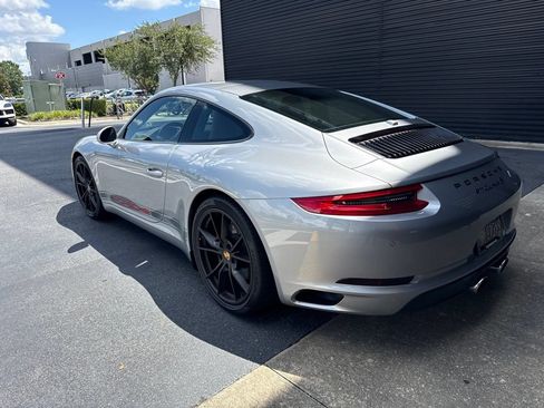 Certified 2017 Porsche 911 Carrera S RWD image 3