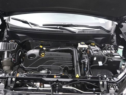 Used 2023 Chevrolet Equinox LT FWD image 16