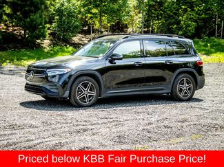 Used 2023 Mercedes-Benz EQB 300 4MATIC w/ AMG Night Package video 3