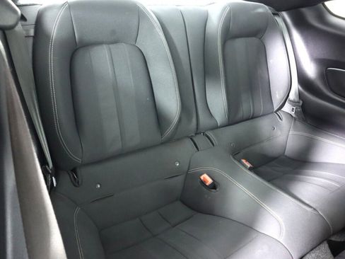 Used 2018 Ford Mustang Coupe image 33