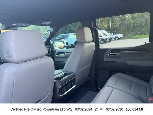Used 2024 GMC Sierra 1500 SLT AWD/4WD image 12