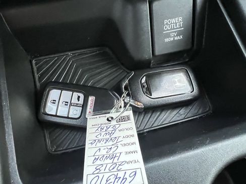 Used 2018 Honda CR-V Touring image 37